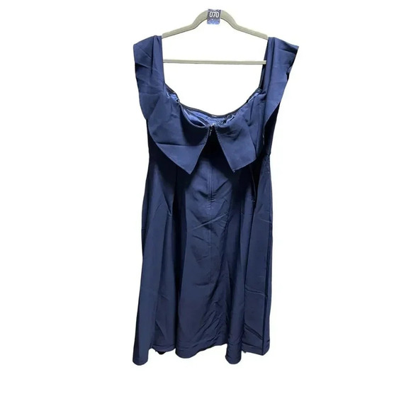 Chi Chi London Curve Yazmina Navy Blue High Low Dress - Picture 6 of 7